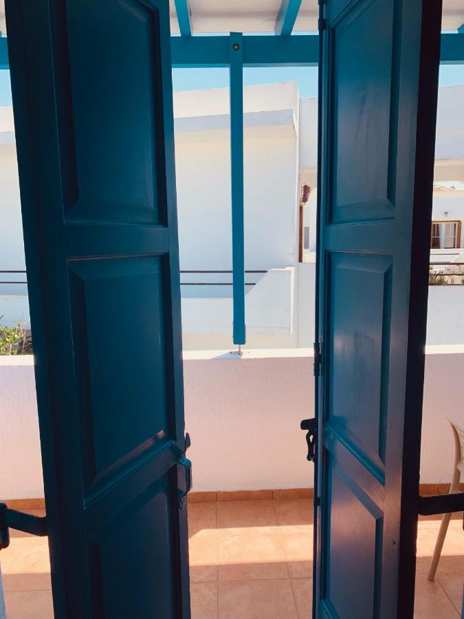 Manousos Rooms Adamantas  Exterior photo
